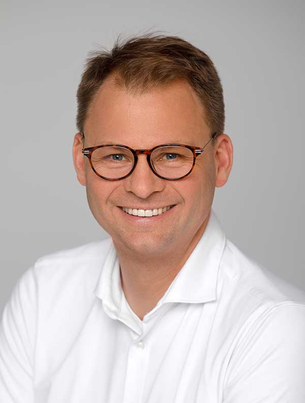 Portrait von Dr. med. Benedikt Bersch, Facharzt für Kardiologie & Diabetologie, im HDZ Osnabrück